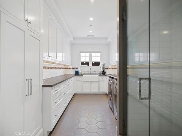 1324 E Balboa Boulevard, Newport Beach CA 92661