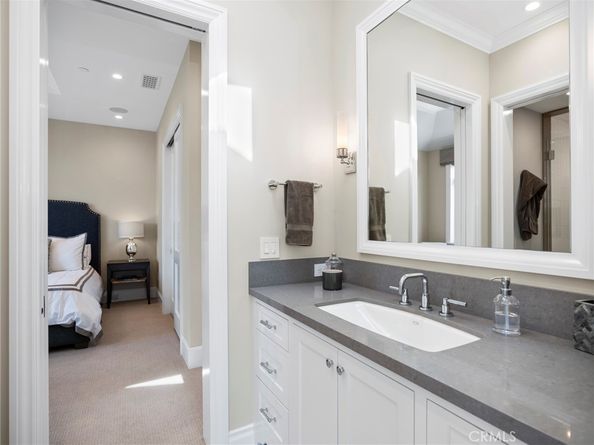 1324 E Balboa Boulevard, Newport Beach CA 92661