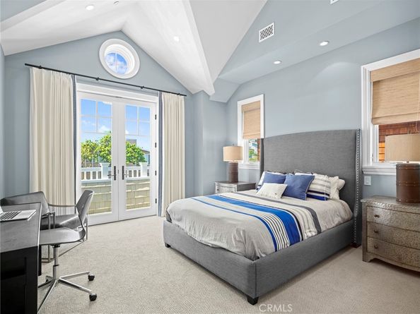 1324 E Balboa Boulevard, Newport Beach CA 92661