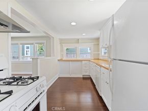 465 Santa Ana Avenue, Newport Beach CA 92663