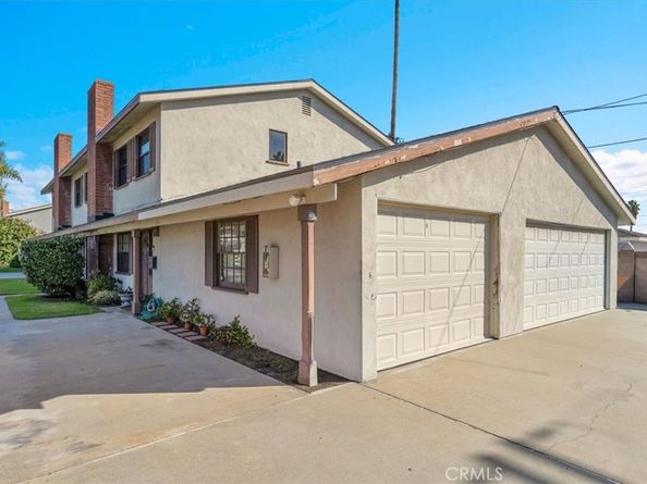 1780 Santa Ana, Costa Mesa CA 92627