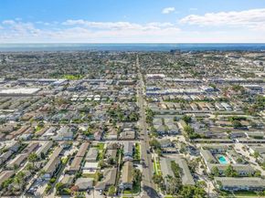 1780 Santa Ana, Costa Mesa CA 92627