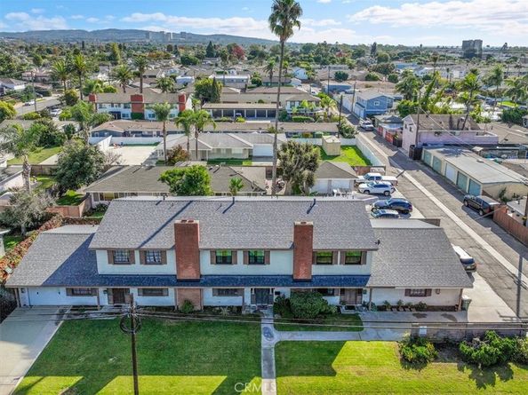 1780 Santa Ana, Costa Mesa CA 92627