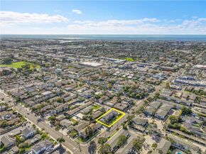 1780 Santa Ana, Costa Mesa CA 92627