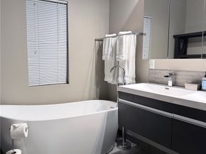 1148 W 2nd, San Pedro CA 90731