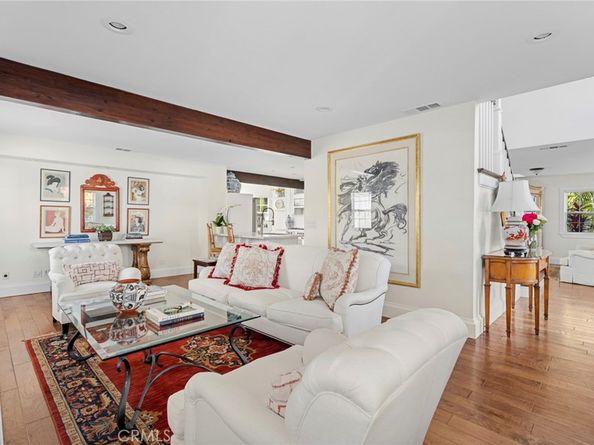 201 E 21st Street, Costa Mesa CA 92627