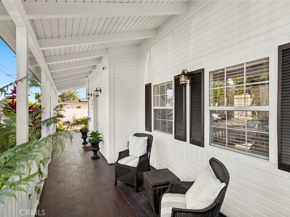 201 E 21st Street, Costa Mesa CA 92627