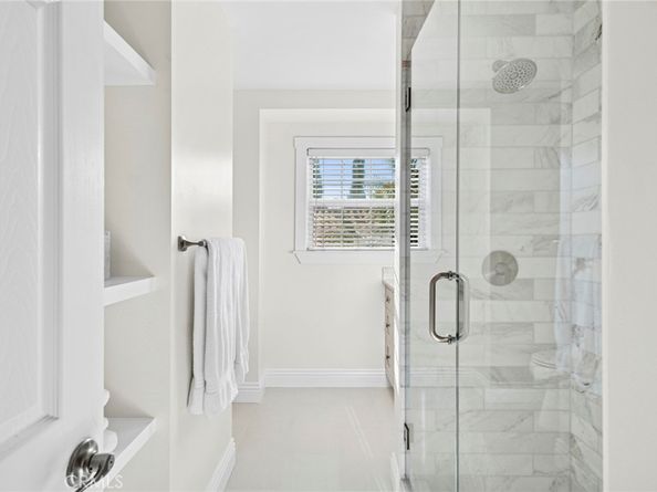 201 E 21st Street, Costa Mesa CA 92627