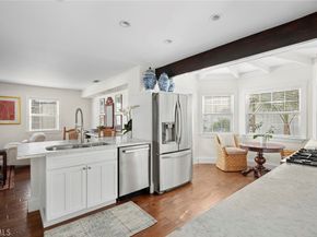 201 E 21st Street, Costa Mesa CA 92627