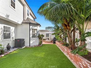 201 E 21st Street, Costa Mesa CA 92627