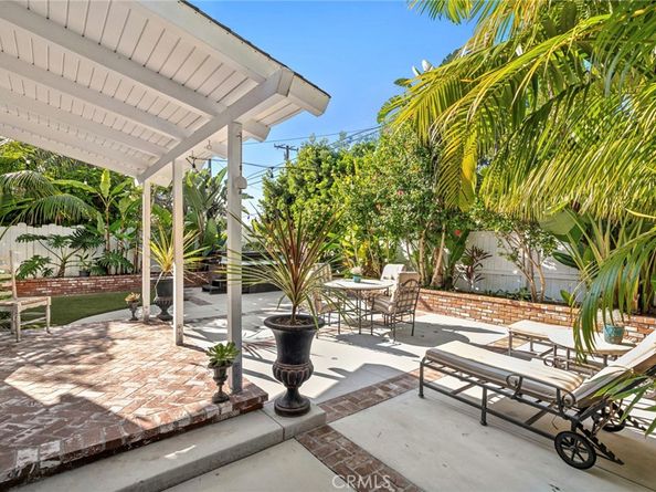 201 E 21st Street, Costa Mesa CA 92627