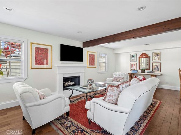 201 E 21st Street, Costa Mesa CA 92627