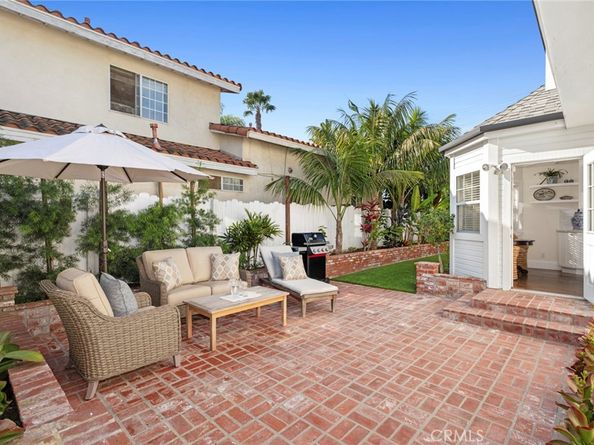 201 E 21st Street, Costa Mesa CA 92627