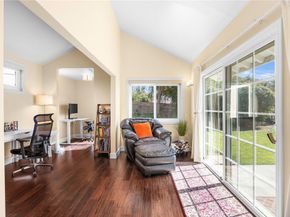 5010 Boston, La Crescenta CA 91214