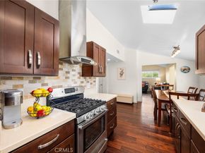 5010 Boston, La Crescenta CA 91214