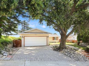 5010 Boston, La Crescenta CA 91214