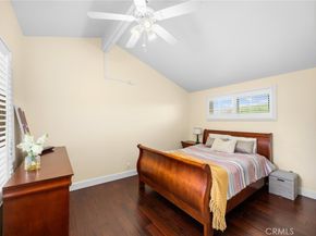 5010 Boston, La Crescenta CA 91214