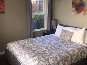 716 N Sierra Bonita Avenue, Los Angeles CA 90046