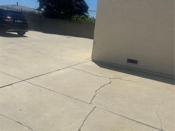 7782 Newman Avenue, Huntington Beach CA 92647