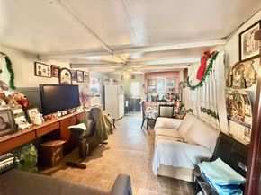 860 W 54th, Los Angeles CA 90037