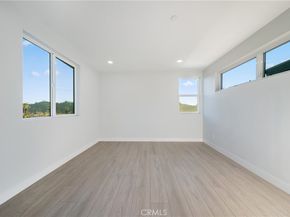 2926 Future, Los Angeles CA 90065