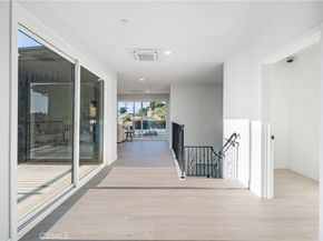 2926 Future, Los Angeles CA 90065