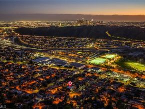 2926 Future, Los Angeles CA 90065