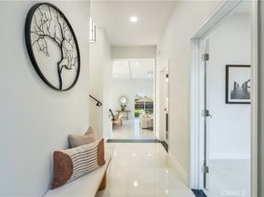 2926 Future, Los Angeles CA 90065