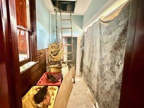 860 W 54th, Los Angeles CA 90037