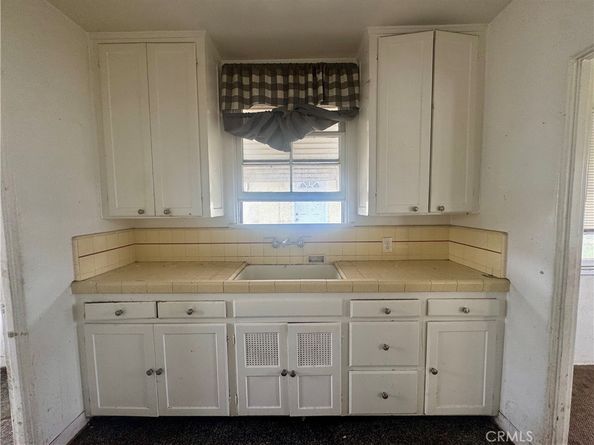 1325 Charleston, Montebello CA 90640