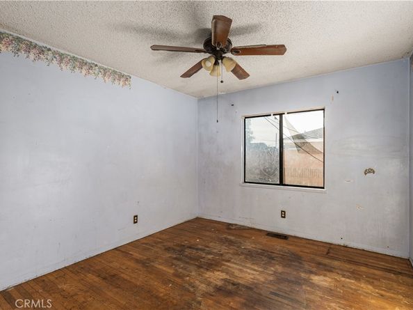 9044 Oak Street, Bellflower CA 90706