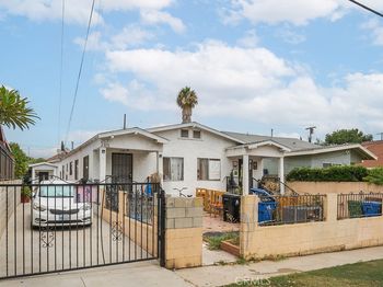 2719 Folsom