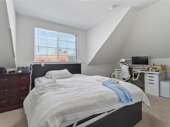 1147 Fedora Street, Los Angeles CA 90006