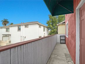 1147 Fedora Street, Los Angeles CA 90006