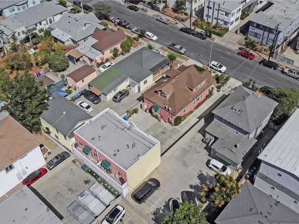 1147 Fedora Street, Los Angeles CA 90006