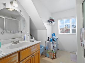 1147 Fedora Street, Los Angeles CA 90006