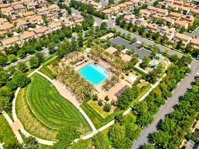 57 Stanza, Irvine CA 92620