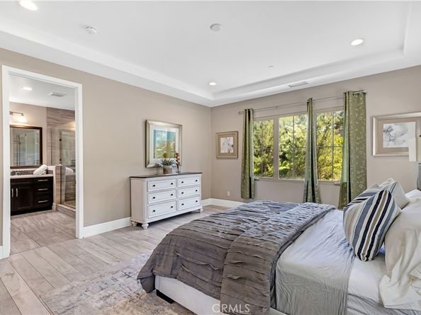 57 Stanza, Irvine CA 92620