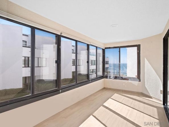 100 Coast Blvd Unit 302, La Jolla CA 92037
