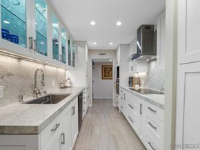 100 Coast Blvd Unit 302, La Jolla CA 92037