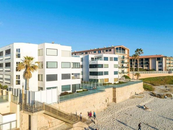 100 Coast Blvd Unit 302, La Jolla CA 92037