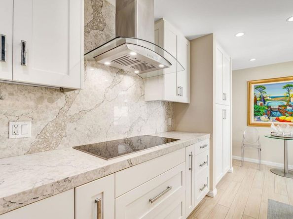 100 Coast Blvd Unit 302, La Jolla CA 92037