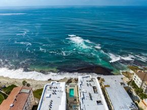 100 Coast Blvd Unit 302, La Jolla CA 92037