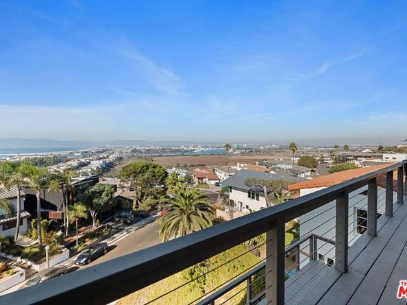 249 Rees Street, Playa Del Rey CA 90293