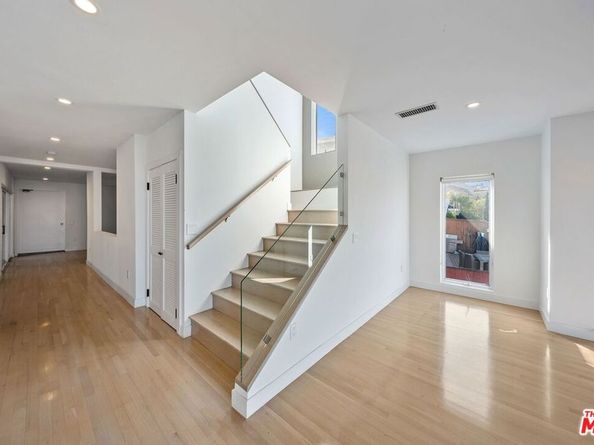 249 Rees Street, Playa Del Rey CA 90293
