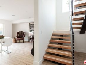 2512 Berkeley Avenue, Los Angeles CA 90026