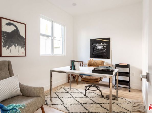 2512 Berkeley Avenue, Los Angeles CA 90026
