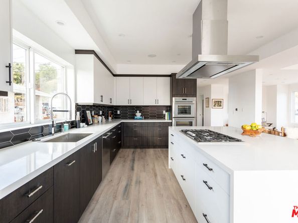 2512 Berkeley Avenue, Los Angeles CA 90026