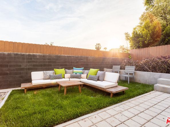 2512 Berkeley Avenue, Los Angeles CA 90026