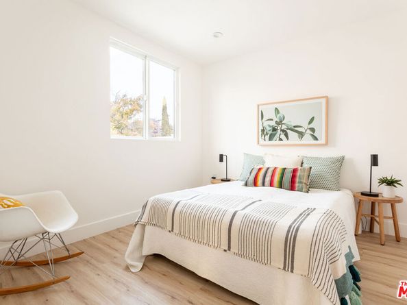 2512 Berkeley Avenue, Los Angeles CA 90026